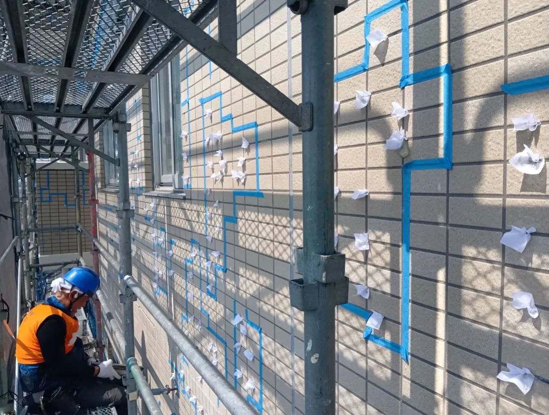 🏢 目に見えない部分こそ、建物を守る大切な工程です。